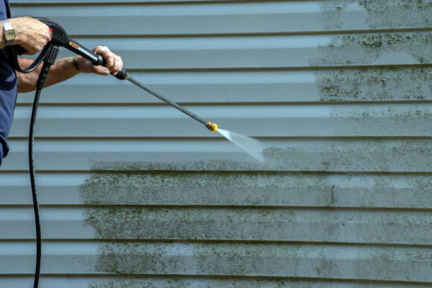 Why Choose Our Certified Pressure Washing Experts for Your Project Needs in Oakridge, OR?